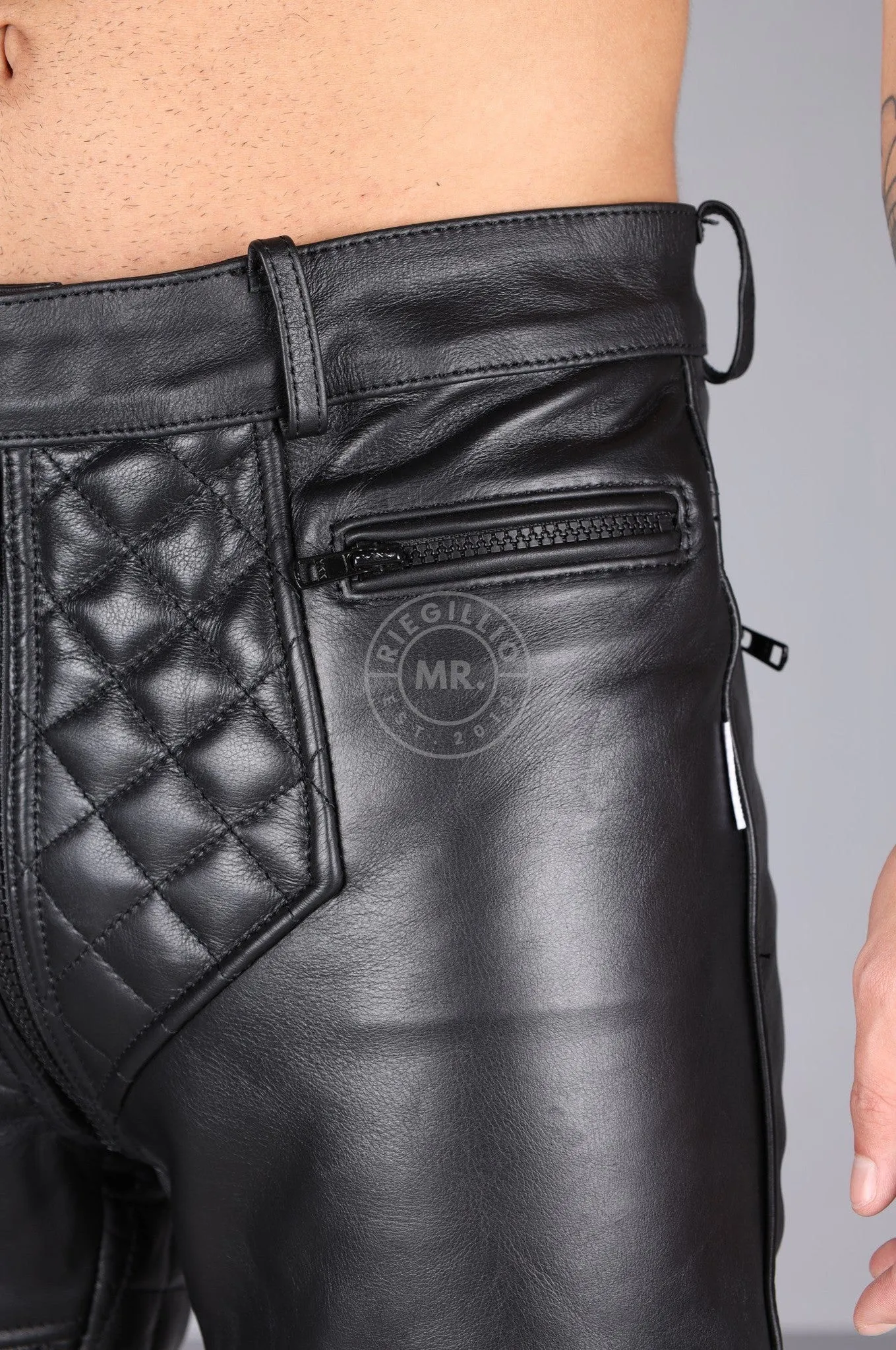 Berlin Padded Leather Thru Zip Short