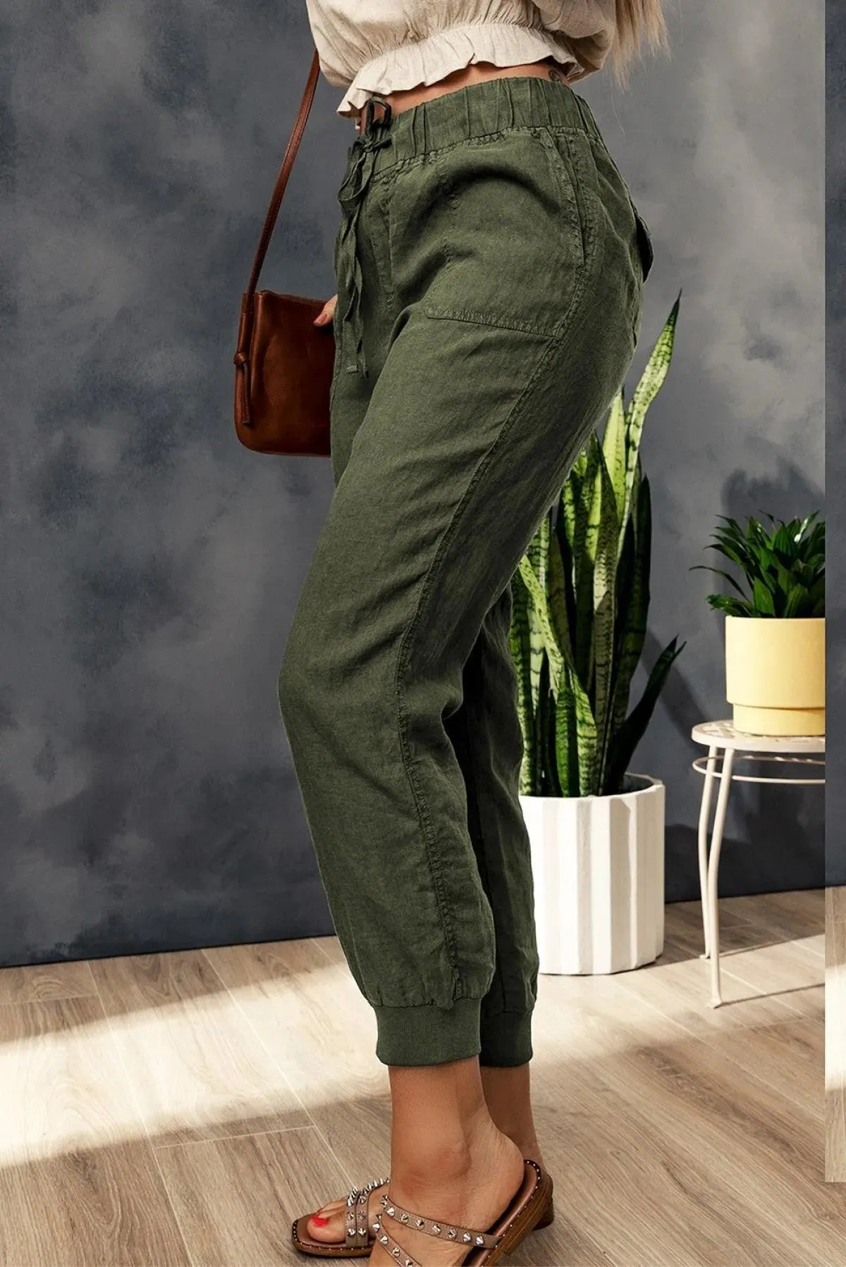 Green Drawstring Elastic Waist Cropped Joggers With Pockets