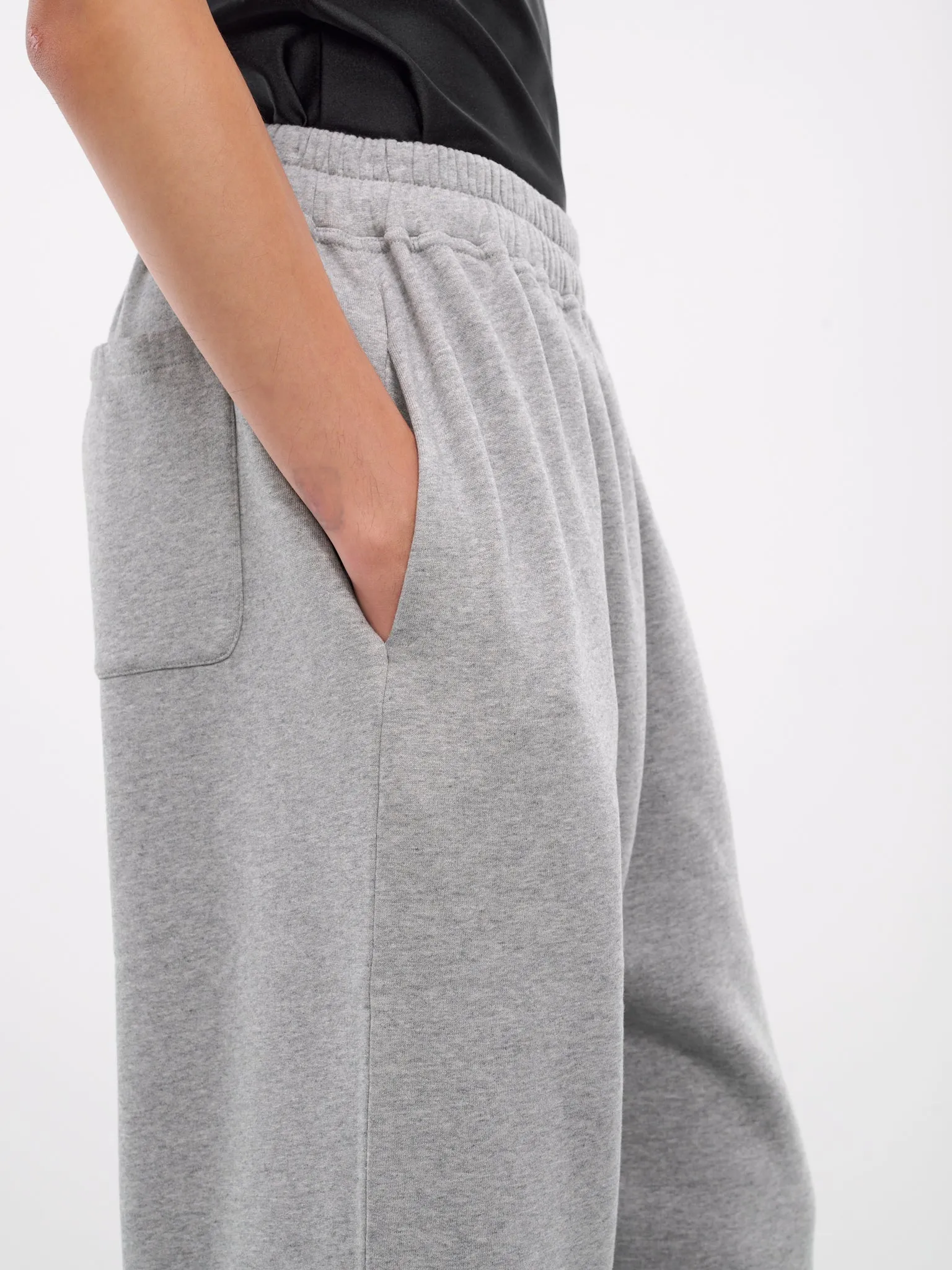 Logo Embroidered Sweatpants (VL22SP100G-GREY-MELANGE)