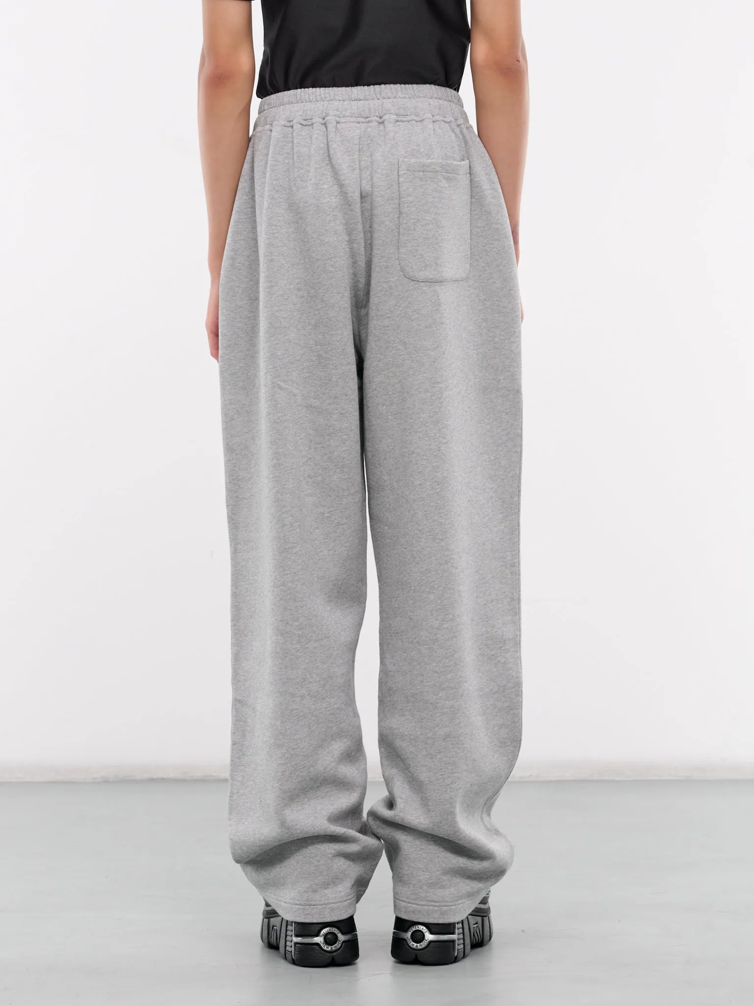 Logo Embroidered Sweatpants (VL22SP100G-GREY-MELANGE)