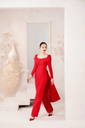 Long sleeves, twisted flaps at the chest, padded shoulder, dart lines, fitted waist suit set- Arina