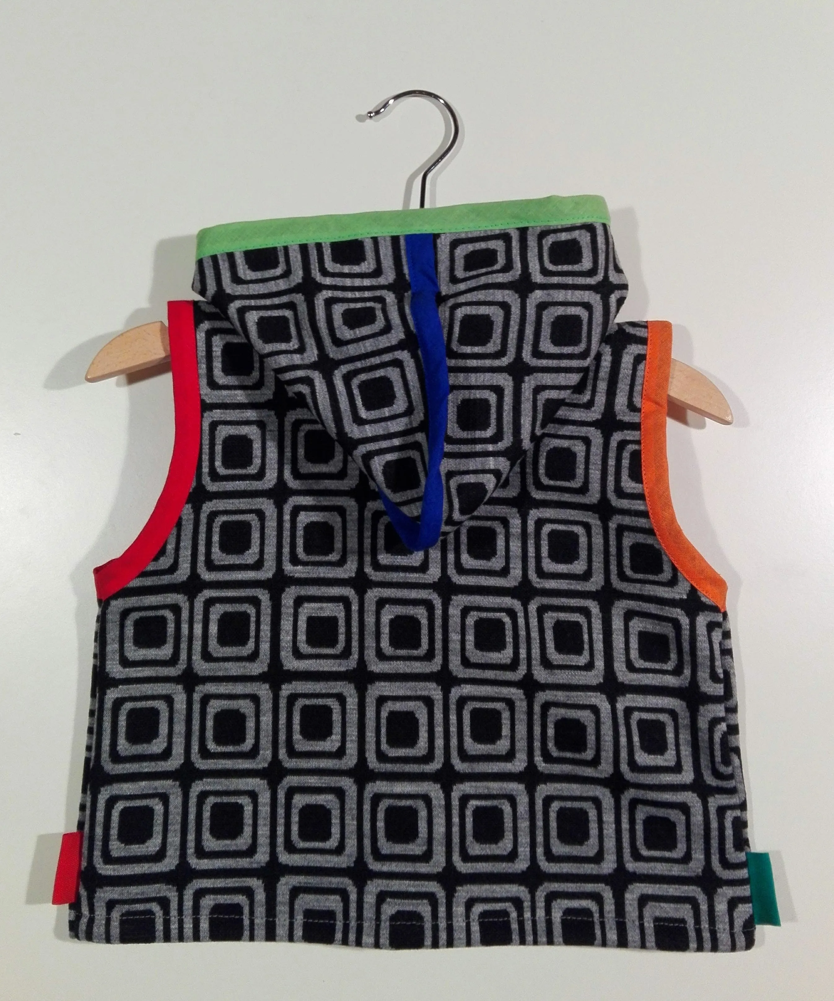 Vest in mixed cotton and wool